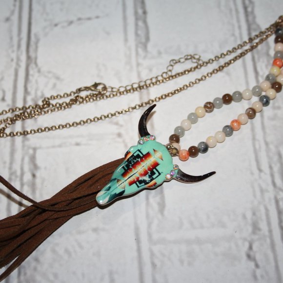 Vintagejelyfish Jewelry - Beautiful gold and turquoise animal skull necklace 34-37"